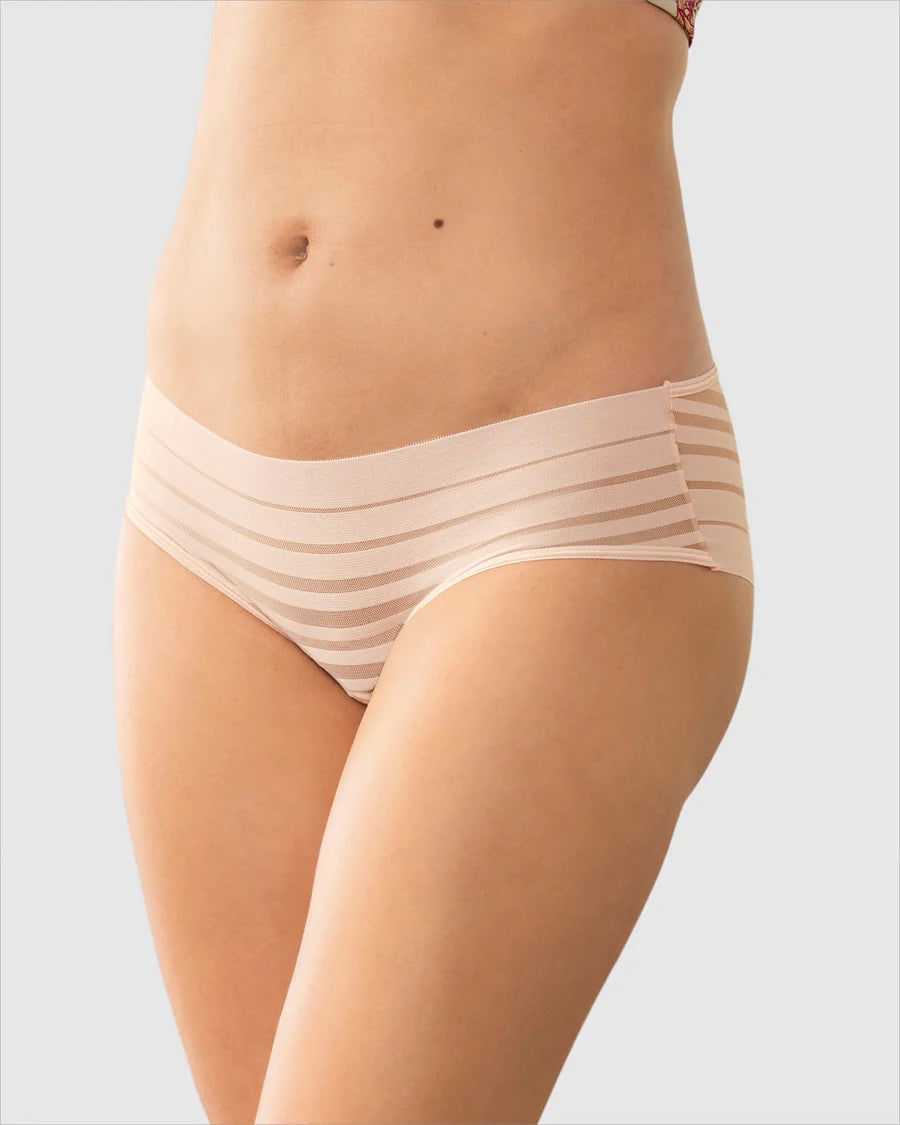 LACE HIPSTER PANTIES 